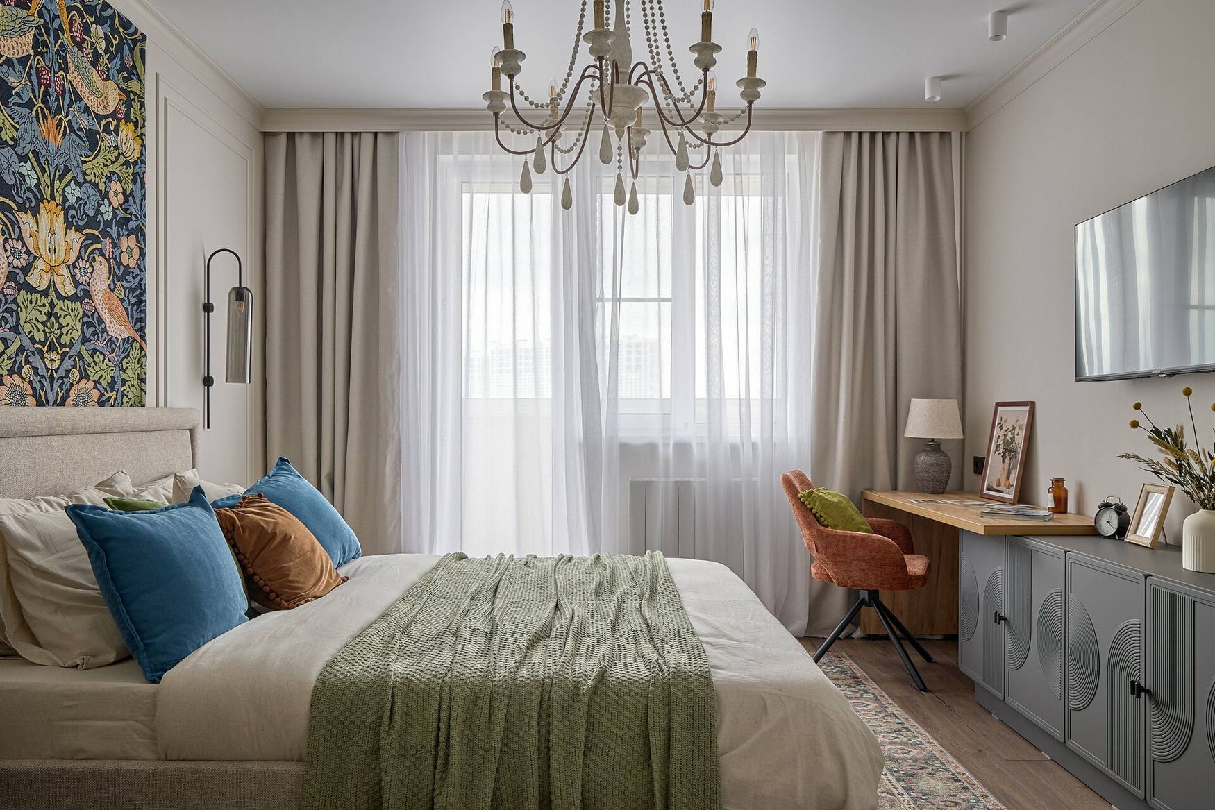 Egyetemista lányuknak rendezték be a szülők a 40 m2-es, egyszobás lakást