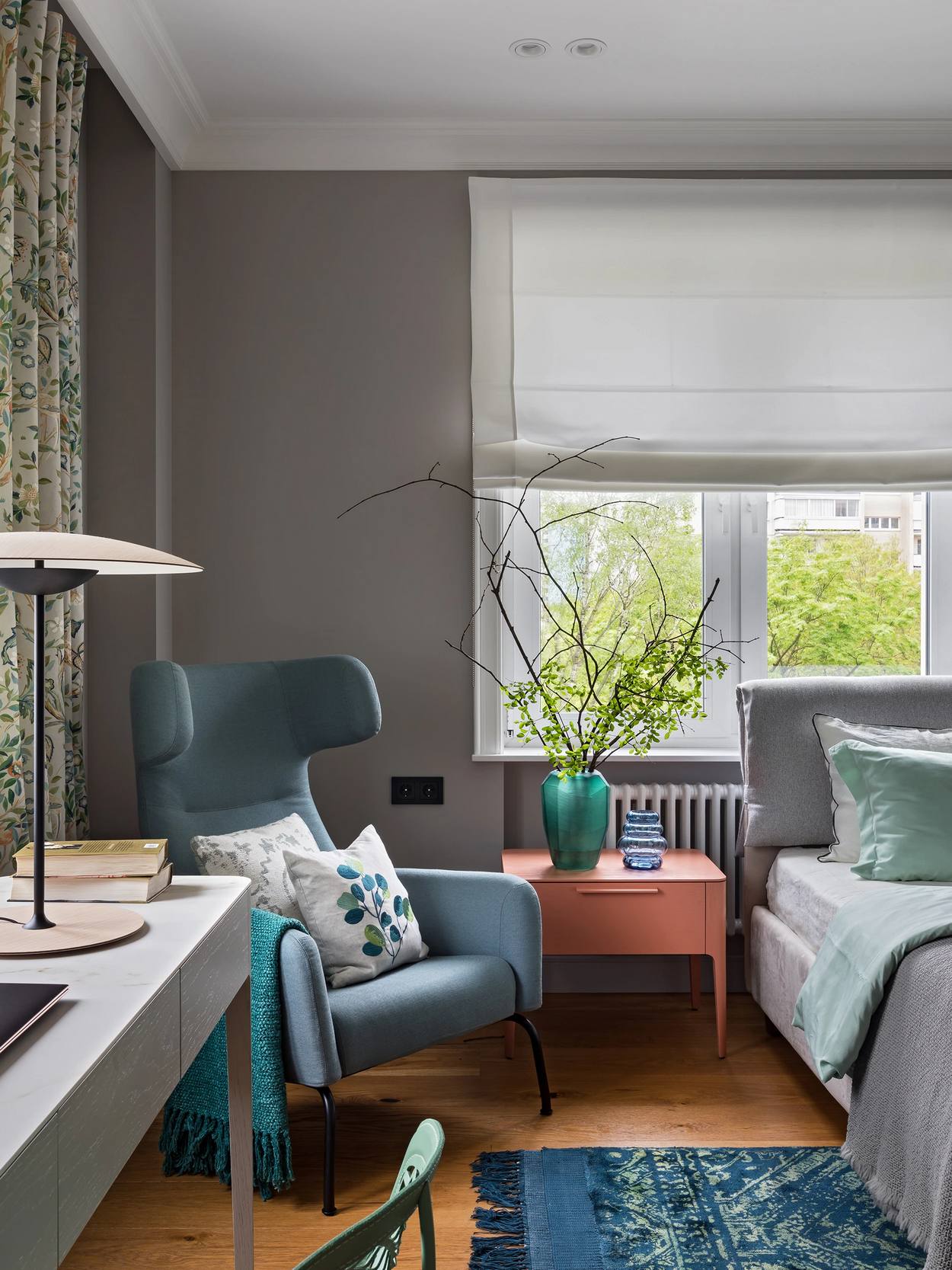 Házaspár felnőtt gyerekekkel: szép otthon modern, finoman nosztalgikus enteriőrrel Házaspár felnőtt gyerekekkel: szép otthon modern, finoman nosztalgikus enteriőrrel