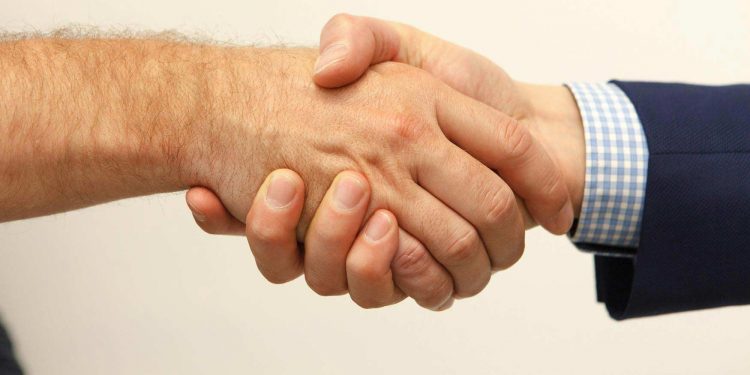 Hogyan alkudjunk lakásvásárláskor: bevált módszerek