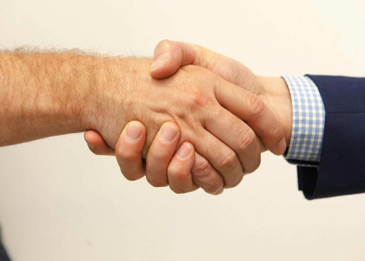 Hogyan alkudjunk lakásvásárláskor: bevált módszerek