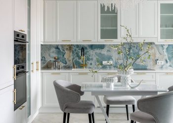 Elegáns, átgondolt, sikkes enteriőr háromszobás lakásban