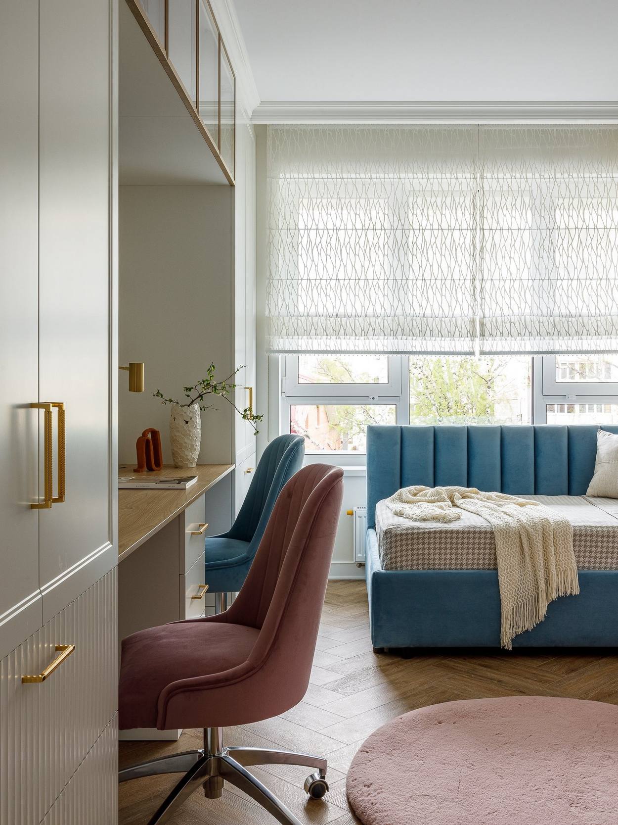 Elegáns, átgondolt, sikkes enteriőr háromszobás lakásban Elegáns, átgondolt, sikkes enteriőr háromszobás lakásban