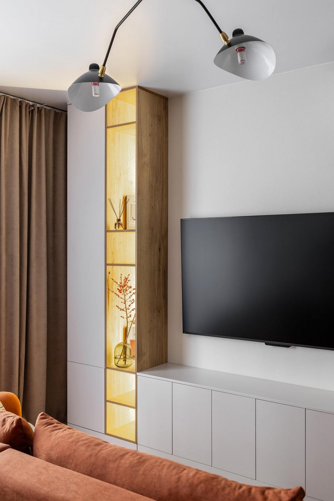 Kulcsrakész új építésű lakást vett a pár, így rendezték be gyorsan, egyszerűen