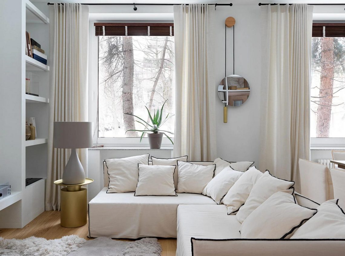 Lakás régi bérházban: természetes berendezés sok fehérrel és fával