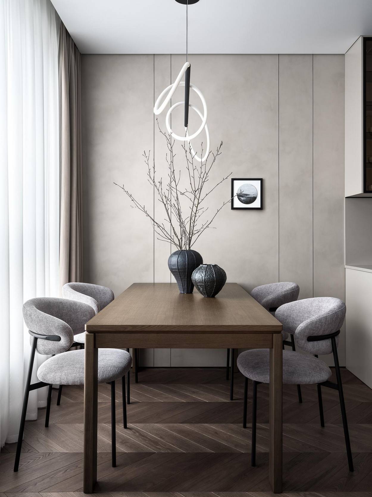 A fiatal gyermekes család modern minimalista stílusban rendezte be új, 79 m²-es lakását A fiatal gyermekes család modern minimalista stílusban rendezte be új, 79 m²-es lakását