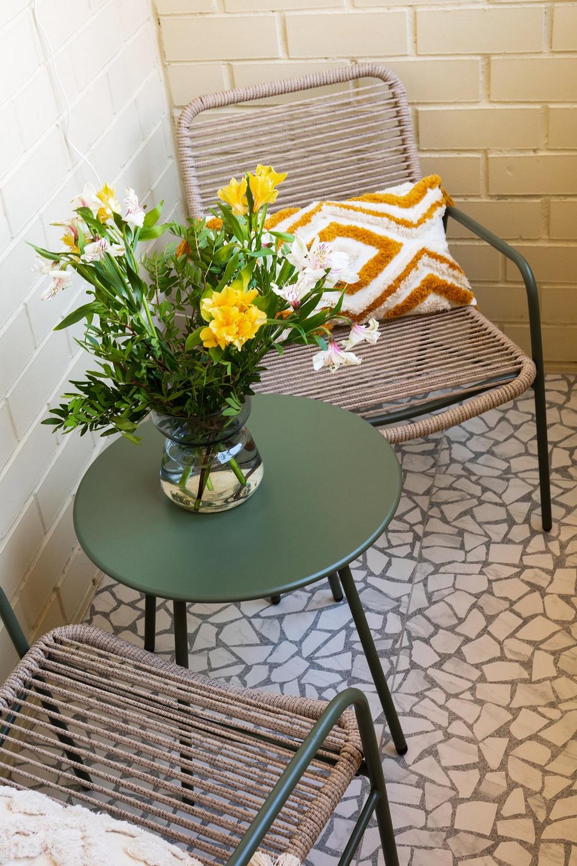 Sok mindenen spóroltak a lakásfelújítás során, így lett mégis mutatós a 40 m2 Sok mindenen spóroltak a lakásfelújítás során, így lett mégis mutatós a 40 m2