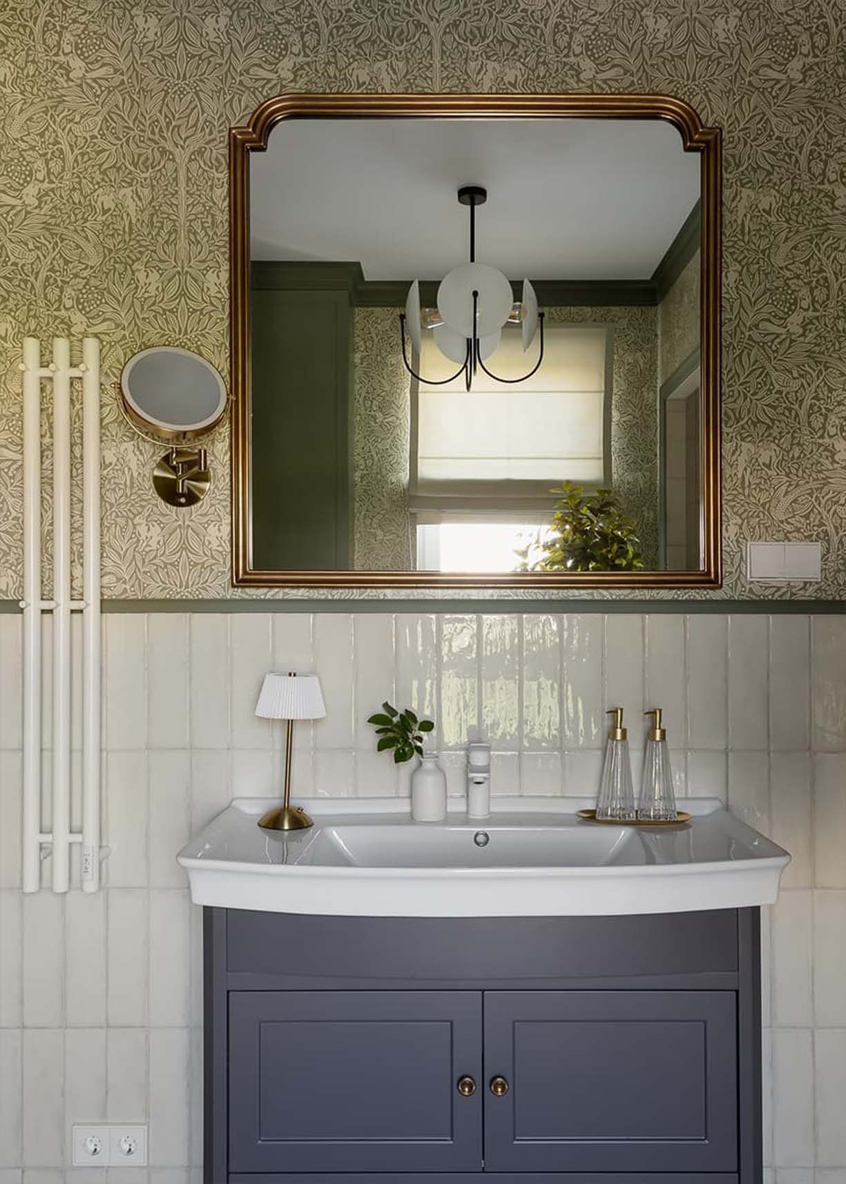 Elegáns, harmonikus, otthonos: fiatal hölgy lakása sok szép és elleshető részlettel Elegáns, harmonikus, otthonos: fiatal hölgy lakása sok szép és elleshető részlettel