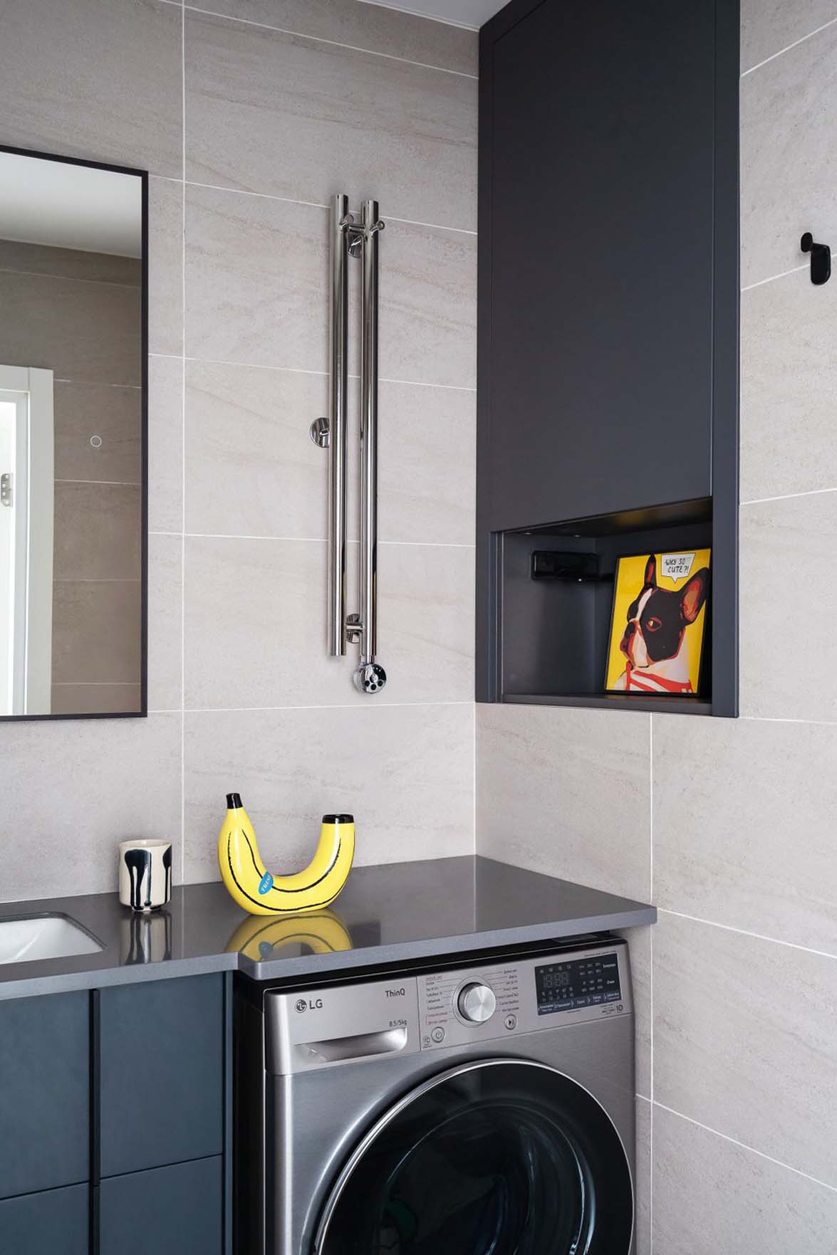 Férfi új lakása, amelyből a színek sem hiányoznak: személyre szabott 40m2-es lakótér