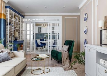 Idős édesanyja lakását rendezte be a férfi: keleti motívumok, életteli enteriőr 66m2-en