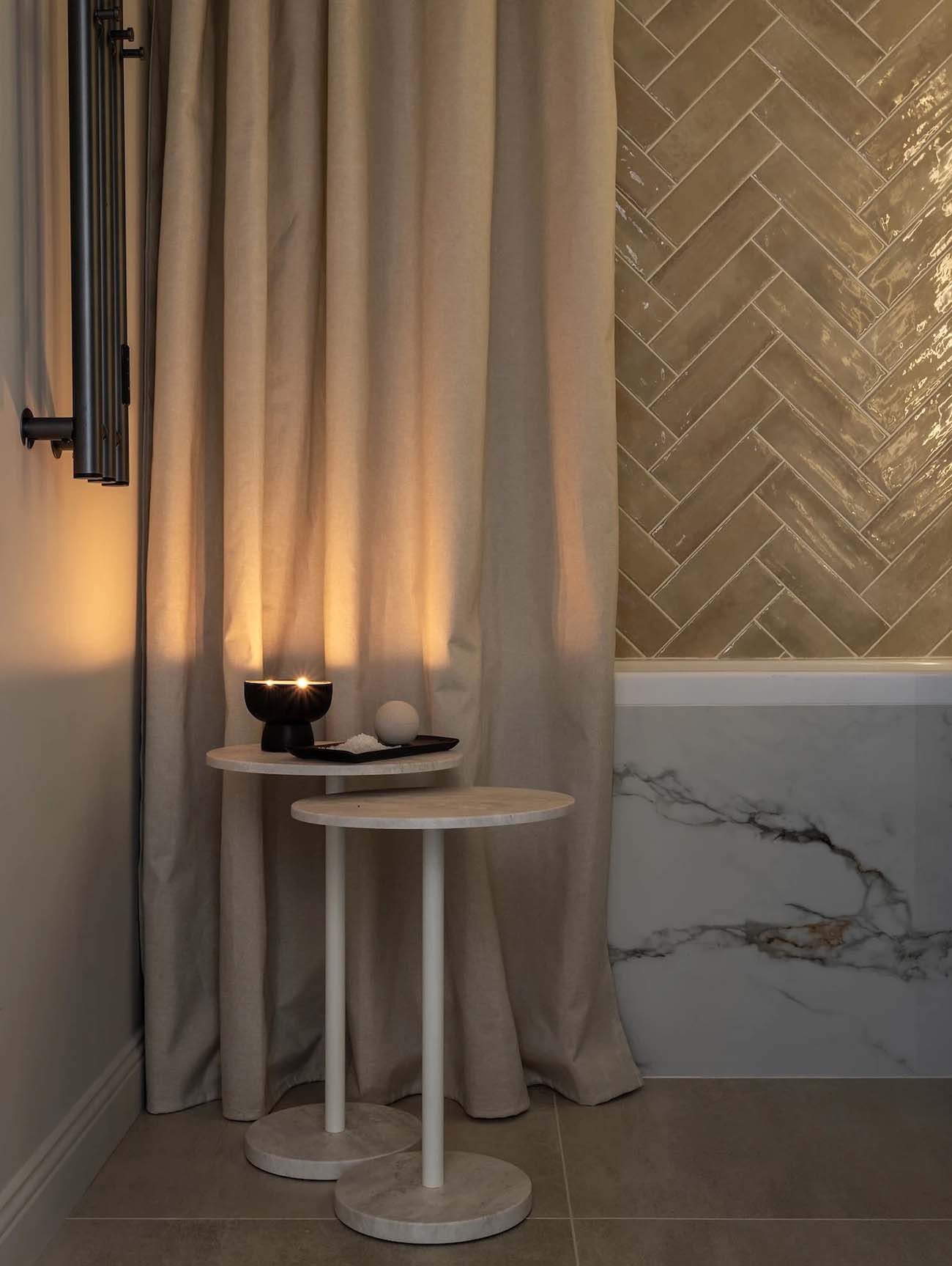 Kevés pénzből kellett egyedi karaktert adni a háromfős család otthonának, 57 m2 Kevés pénzből kellett egyedi karaktert adni a háromfős család otthonának, 57 m2