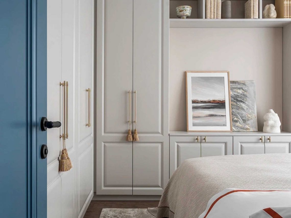 Élénk hangsúlyokkal feldobott modern klasszikus enteriőr