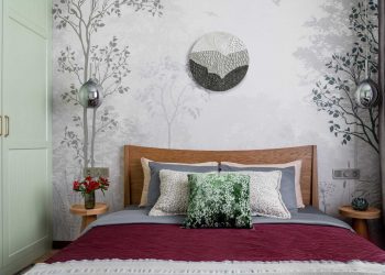 Meggyvörös és mentazöld: élettel teli berendezés 37 m2-en