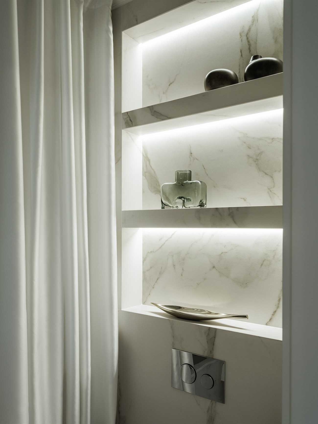 Modern klasszikus stílust választott a gyermekes család a 84 m2-es otthonában