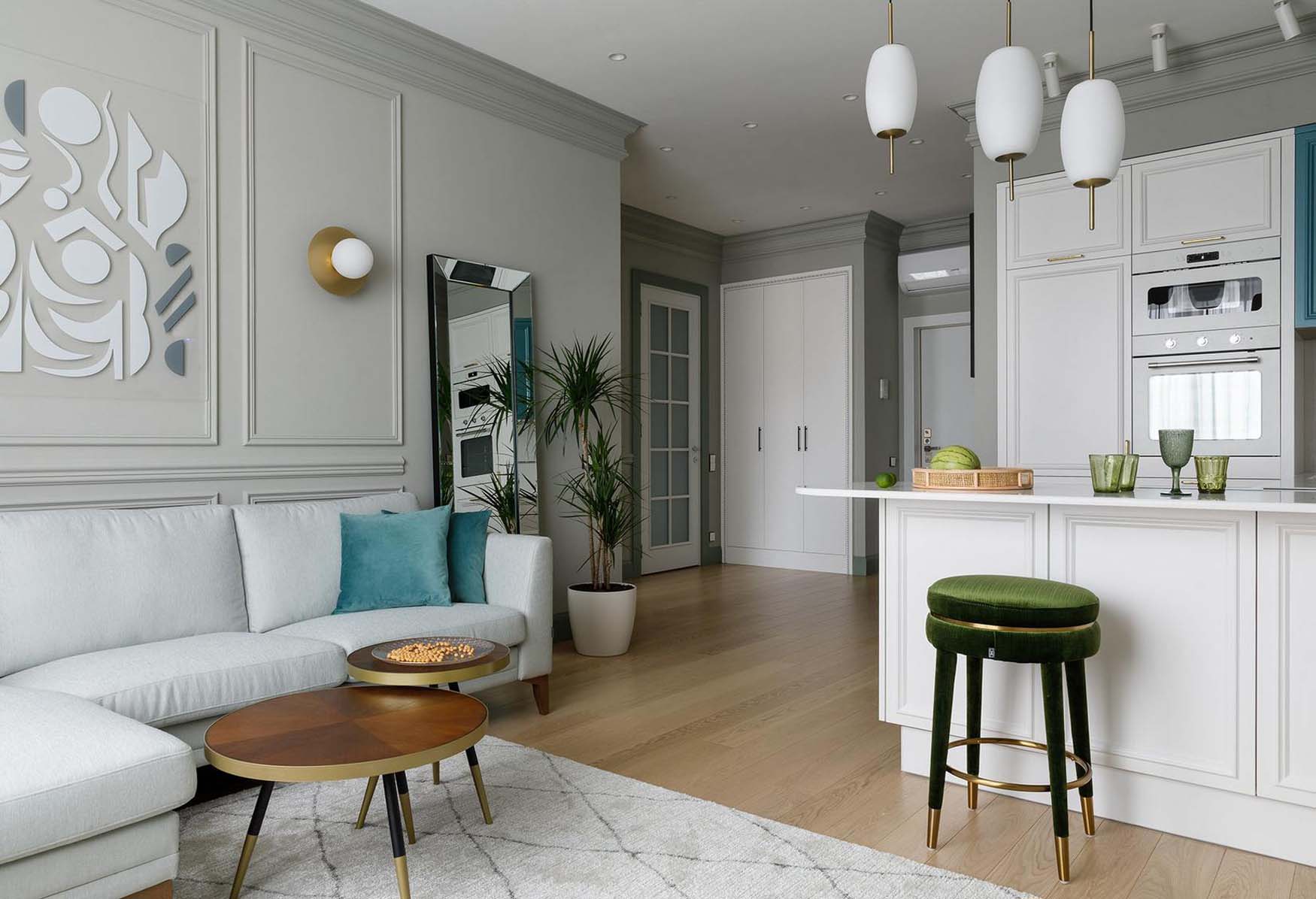 A semleges alapszínekkel is szép, de a hozzáadott színekkel varázslatos lett a lakás A semleges alapszínekkel is szép, de a hozzáadott színekkel varázslatos lett a lakás