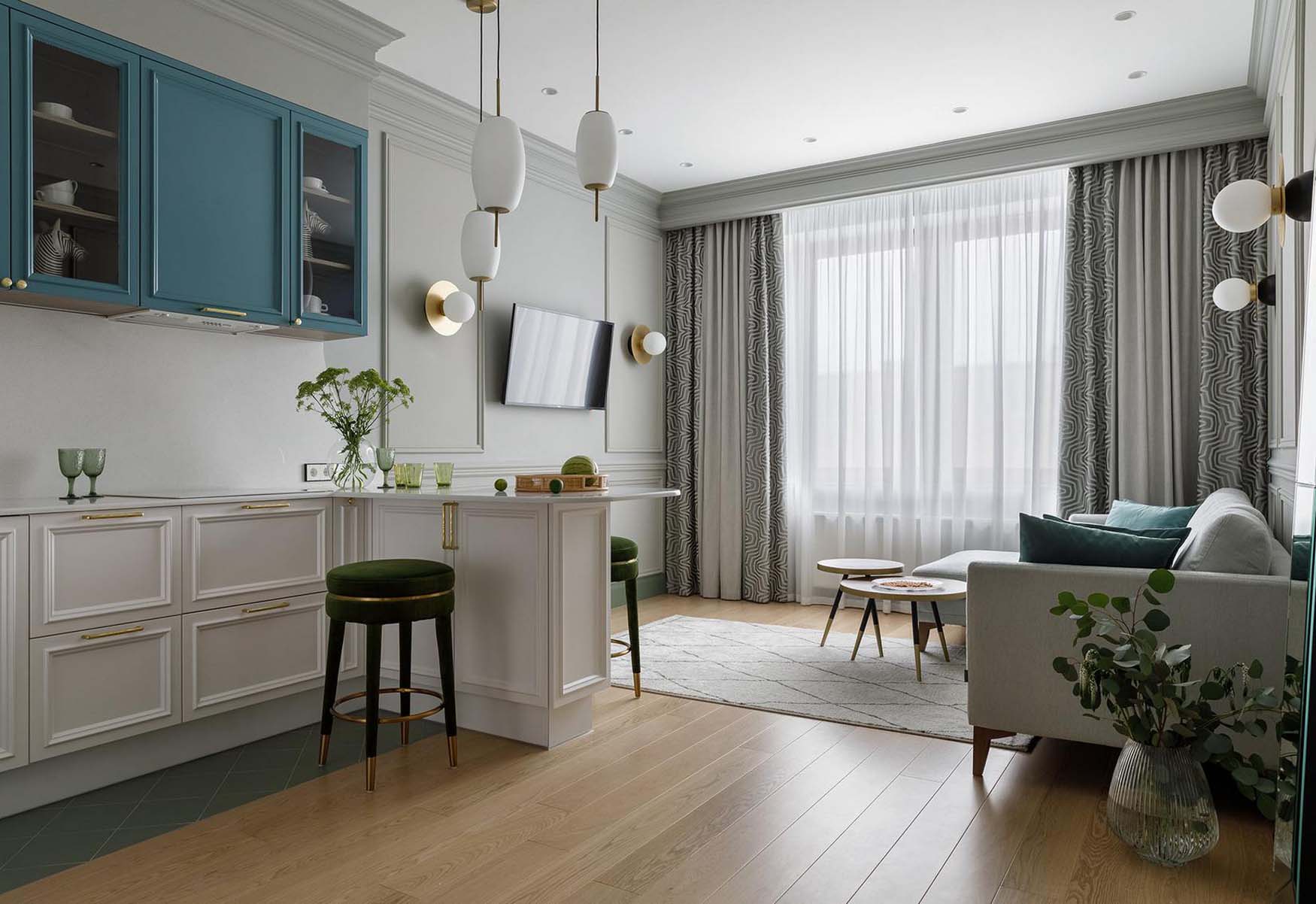 A semleges alapszínekkel is szép, de a hozzáadott színekkel varázslatos lett a lakás A semleges alapszínekkel is szép, de a hozzáadott színekkel varázslatos lett a lakás