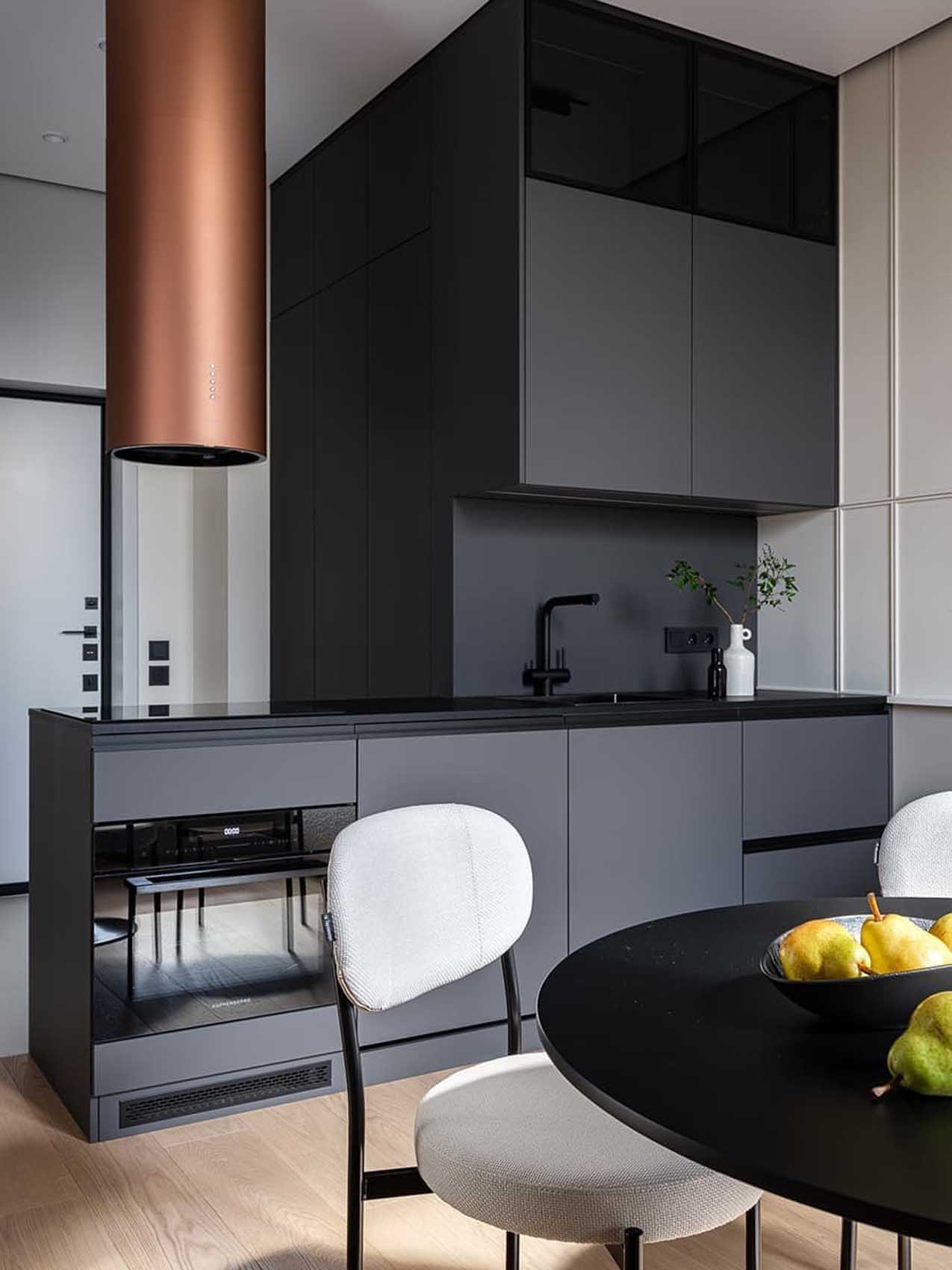 Szürke szín adja a lakás egyedi karakterét: nagyvárosi elegancia kis alapterületen Szürke szín adja a lakás egyedi karakterét: nagyvárosi elegancia kis alapterületen