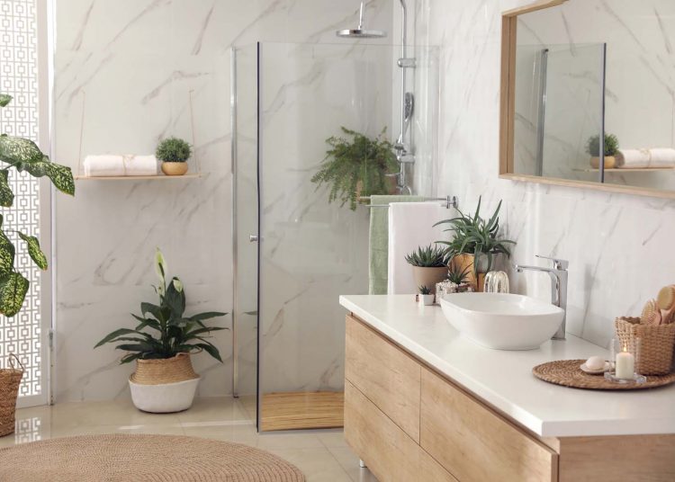 Hiába a drága csempe: 6 hiba, ami olcsó hatást kelt a fürdőszobában