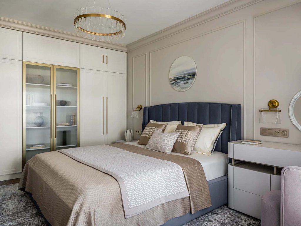 Hogyan fért el egy háromfős család 55 m2-en: időtlen elegancia és funkcionalitás
