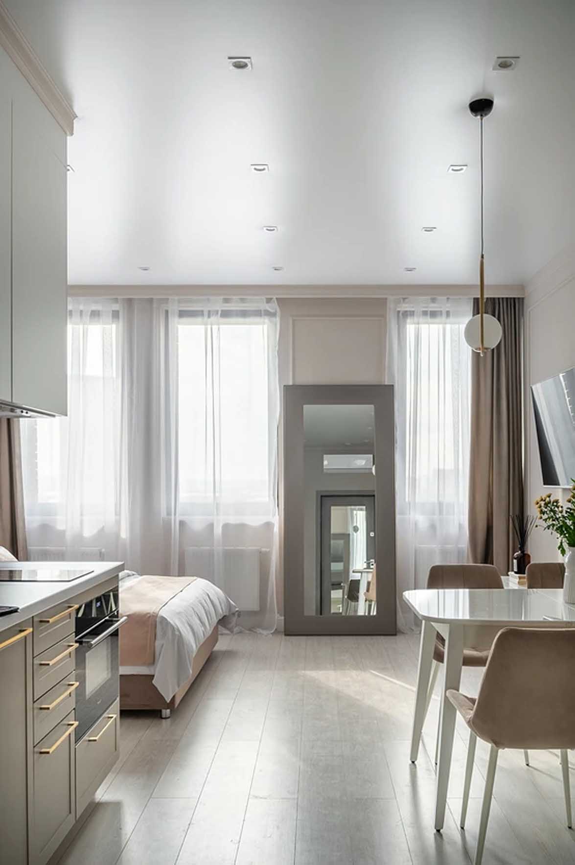 Kényelmes egyszobás lakás pasztellszínű berendezéssel, gardróbbal Kényelmes egyszobás lakás pasztellszínű berendezéssel, gardróbbal