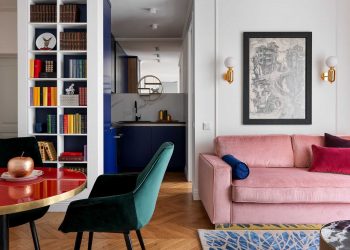 Lakás újjászületése: átalakított tér, kifinomult elegancia izgalmas színvilággal 50 m2-en