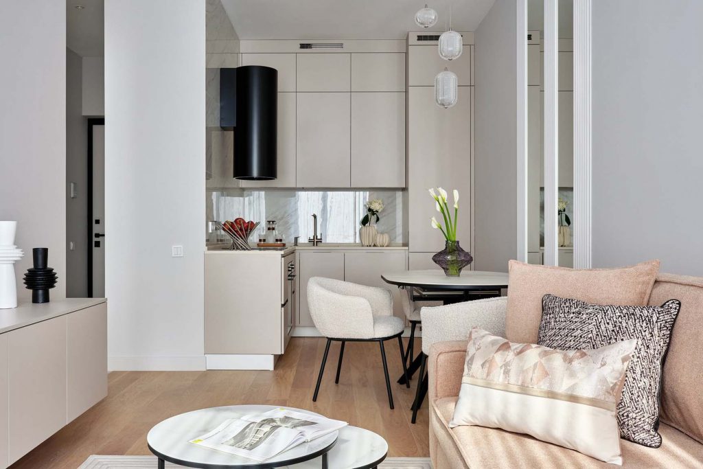 Modern, otthonos minimalizmus 42 m2-es lakásban