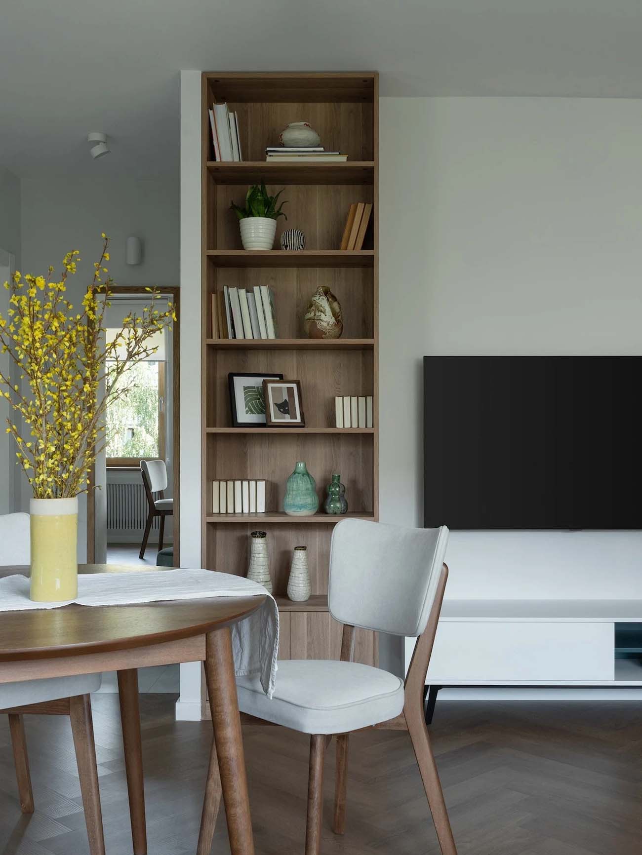 60 m2-es lakás átalakítása fiatal családnak zöld árnyalatokkal