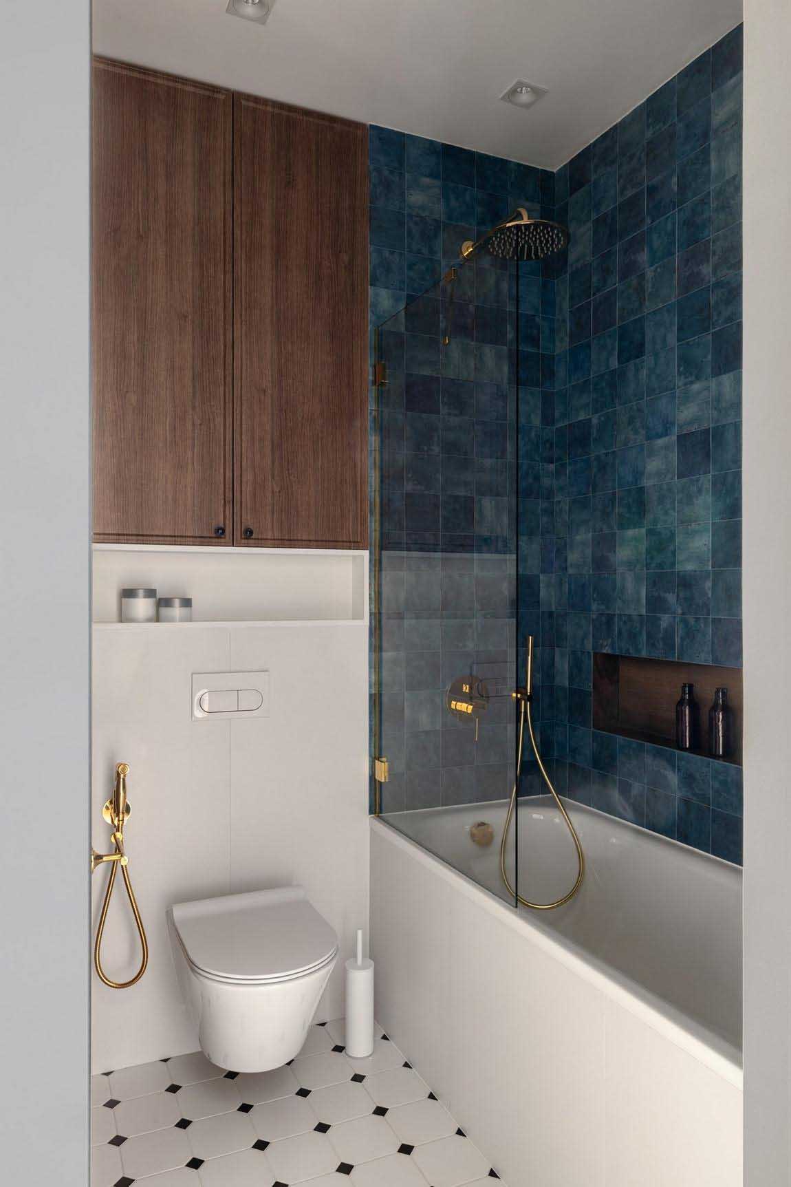 Sok polc, franciás hangulat, divatos színek Sok polc, franciás hangulat, divatos színek