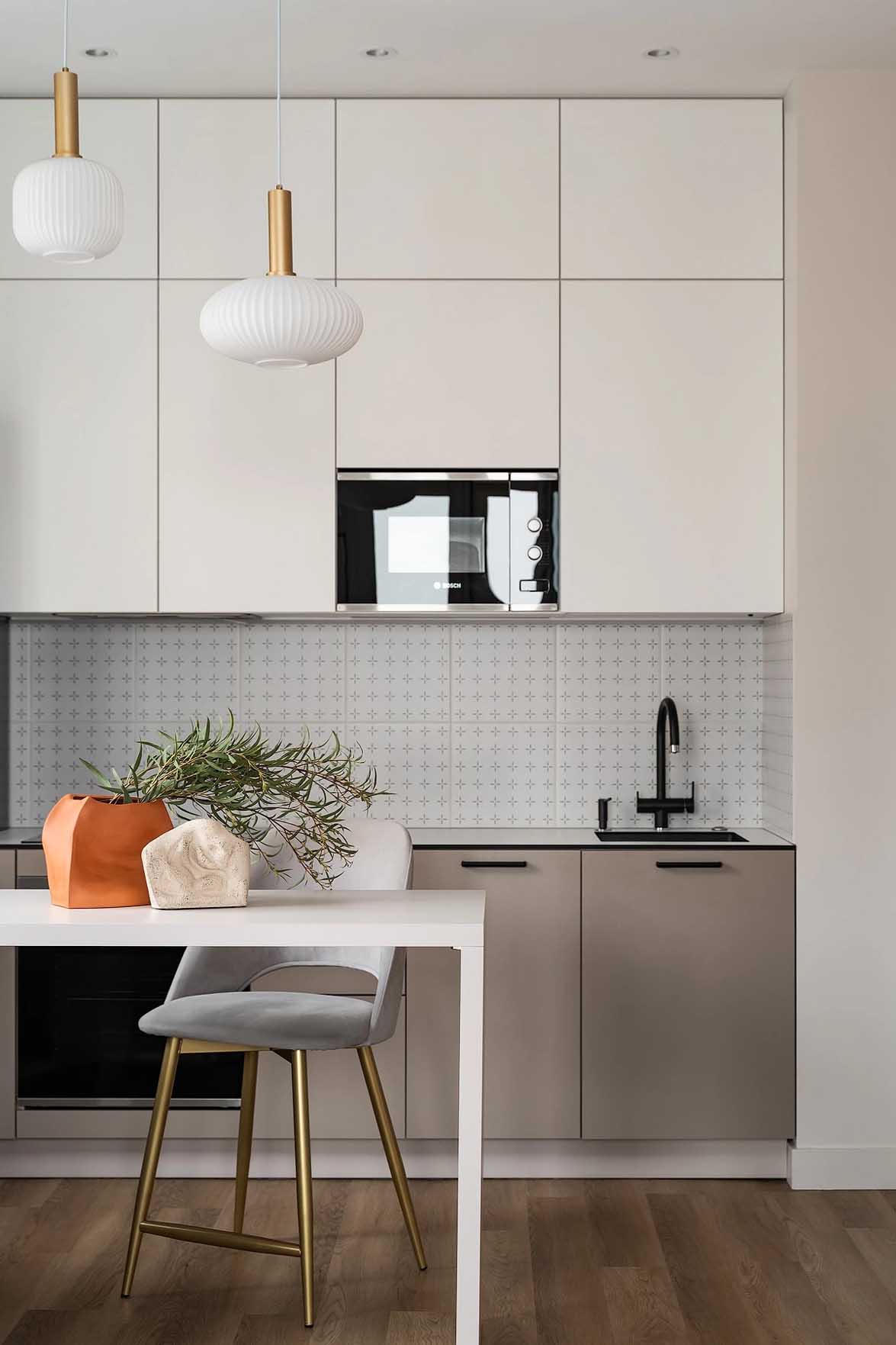 Nem akart színek nélkül berendezett otthont a pár: így újult meg a 48 m2 Nem akart színek nélkül berendezett otthont a pár: így újult meg a 48 m2