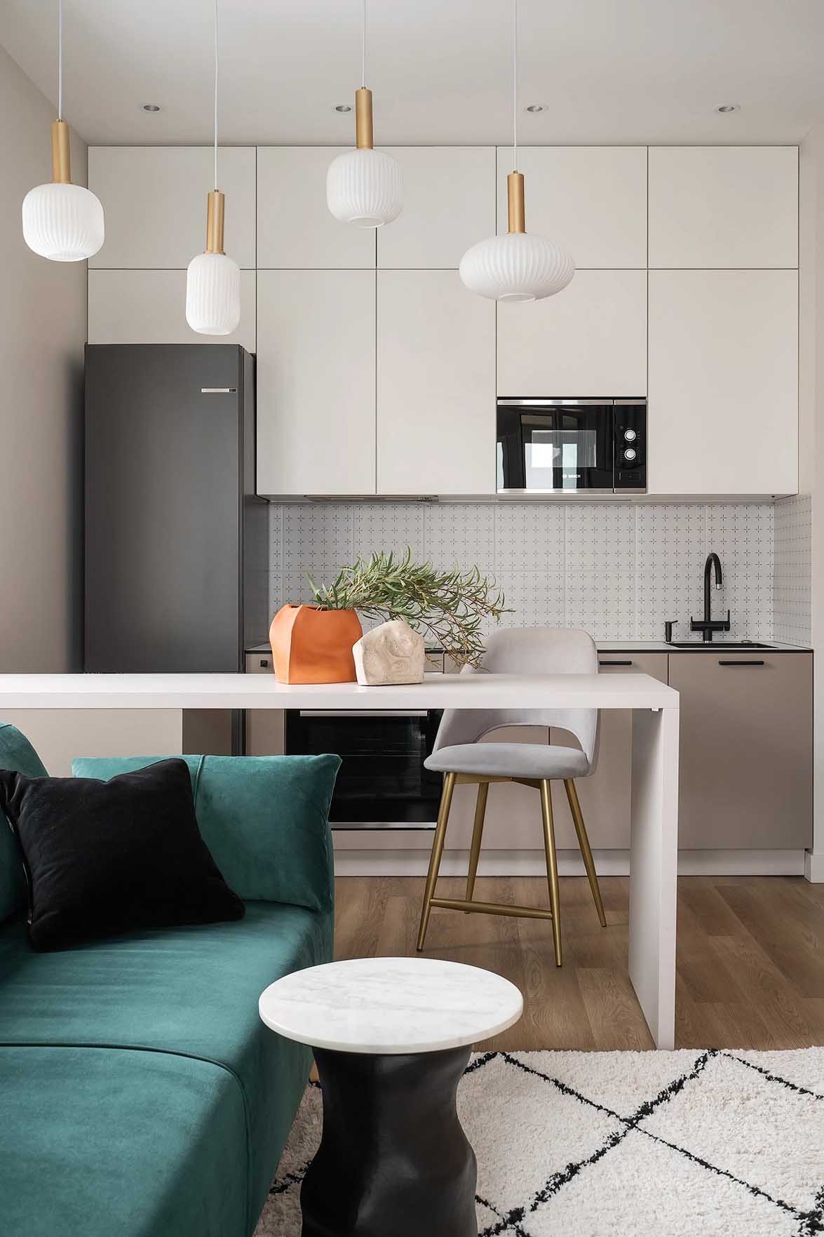 Nem akart színek nélkül berendezett otthont a pár: így újult meg a 48 m2 Nem akart színek nélkül berendezett otthont a pár: így újult meg a 48 m2