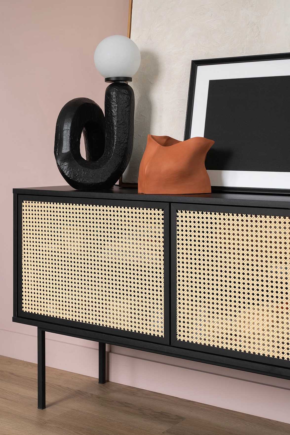 Nem akart színek nélkül berendezett otthont a pár: így újult meg a 48 m2 Nem akart színek nélkül berendezett otthont a pár: így újult meg a 48 m2