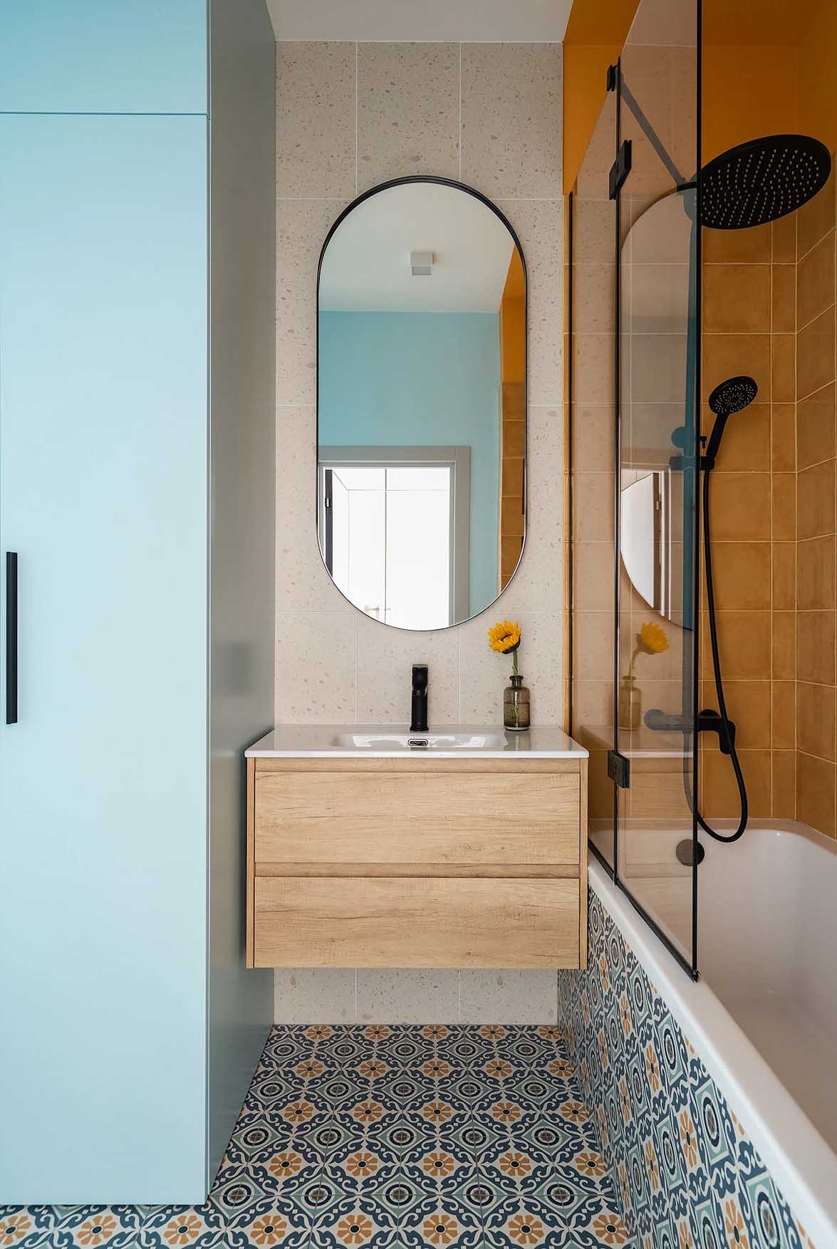 Nem akart színek nélkül berendezett otthont a pár: így újult meg a 48 m2 Nem akart színek nélkül berendezett otthont a pár: így újult meg a 48 m2