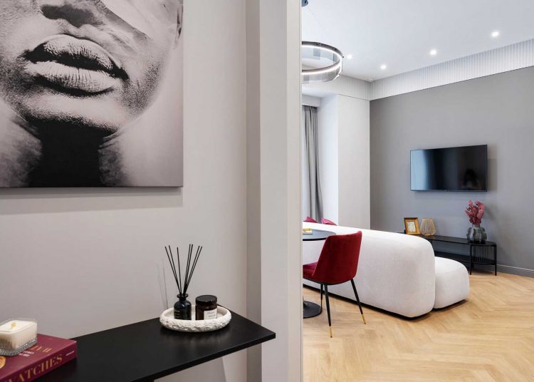 Üzletasszony modern lakása szokatlan konyha kialakítással, 45 m2