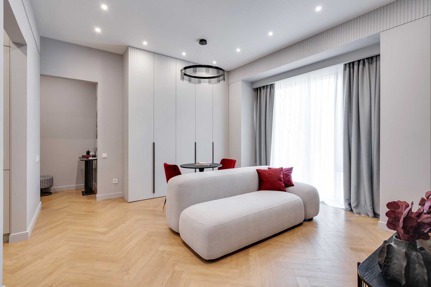 Üzletasszony modern lakása szokatlan konyha kialakítással, 45 m2 Üzletasszony modern lakása szokatlan konyha kialakítással, 45 m2