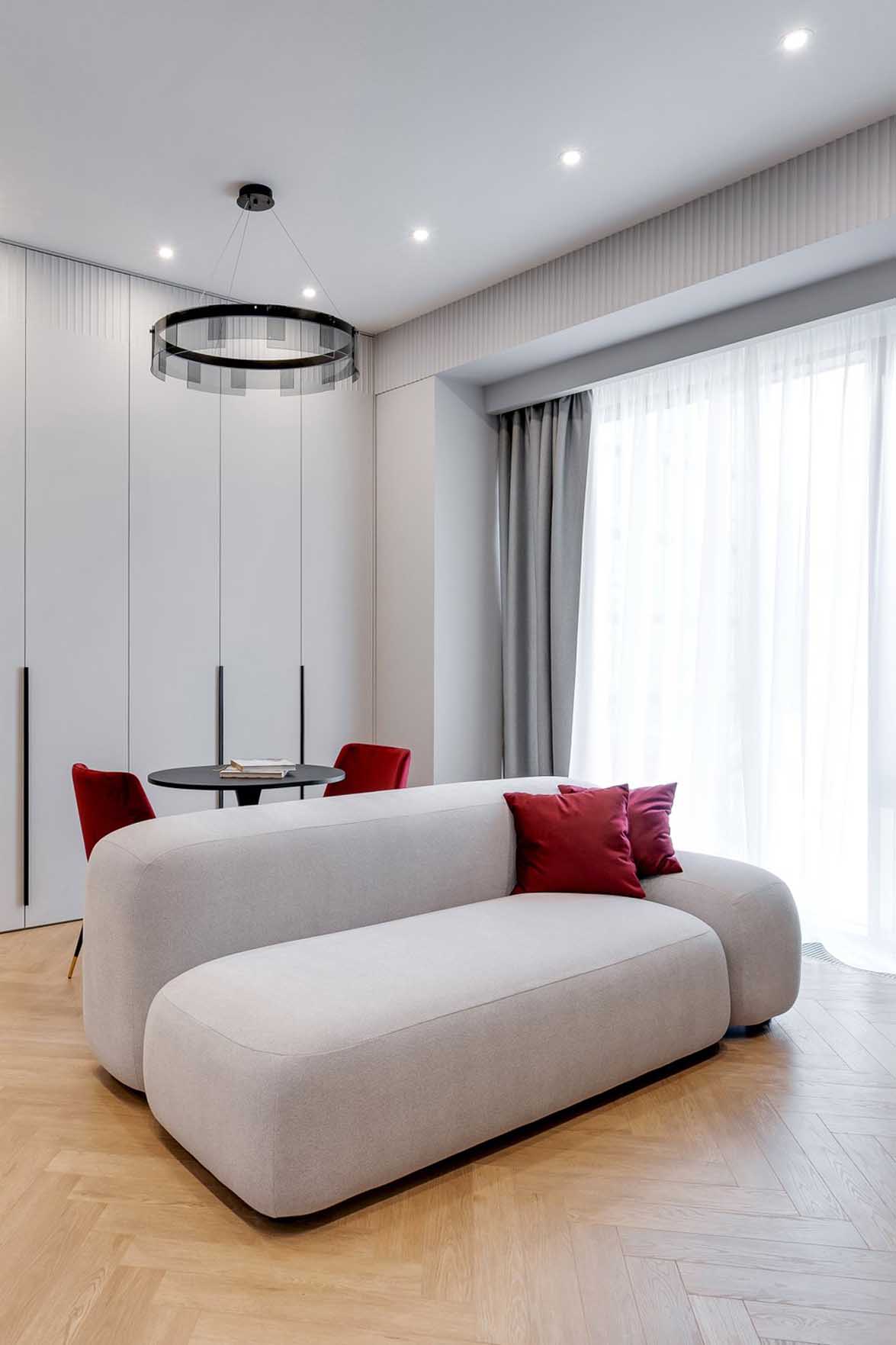 Üzletasszony modern lakása szokatlan konyha kialakítással, 45 m2 Üzletasszony modern lakása szokatlan konyha kialakítással, 45 m2