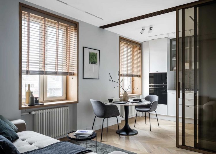 Tisztaság- és rendszerető férfi lakása: otthonos, természetes, világos élettér