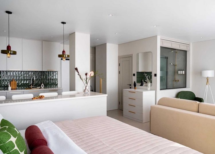 Vízparti lakóparkban, nyaralásokhoz vásárolt 44 m2-es lakás berendezése