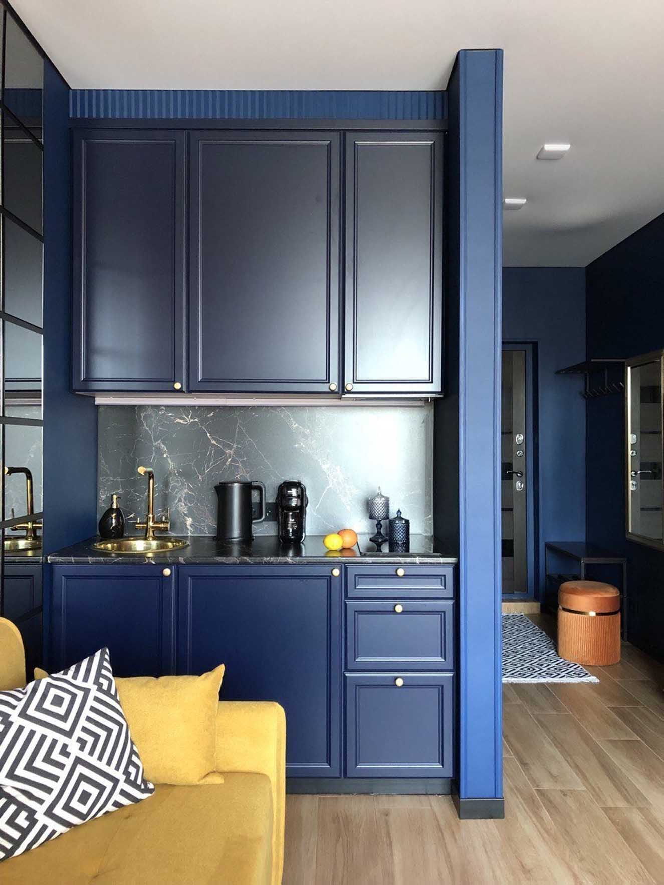 21 m2-es garzon átalakulása betondobozból színes kis otthonná 21 m2-es garzon átalakulása betondobozból színes kis otthonná