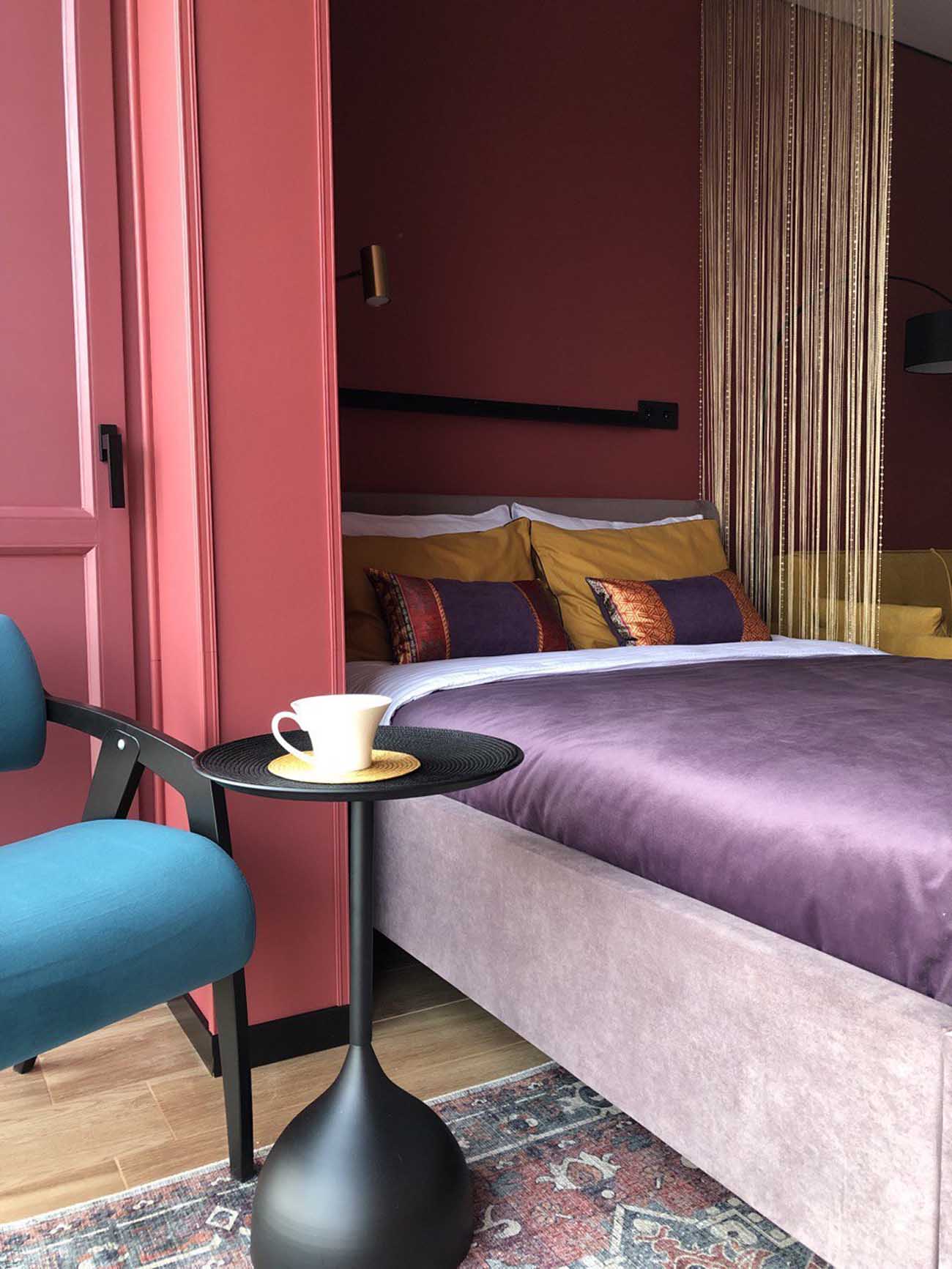 21 m2-es garzon átalakulása betondobozból színes kis otthonná 21 m2-es garzon átalakulása betondobozból színes kis otthonná