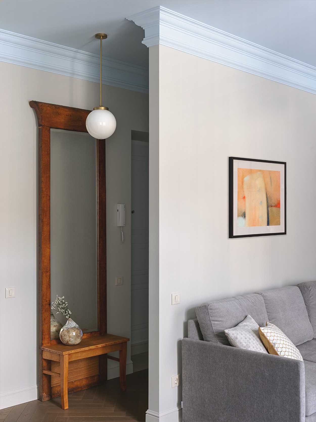 Belső ablak konyha és fürdő között, elegáns retro hangulat Belső ablak konyha és fürdő között, elegáns retro hangulat