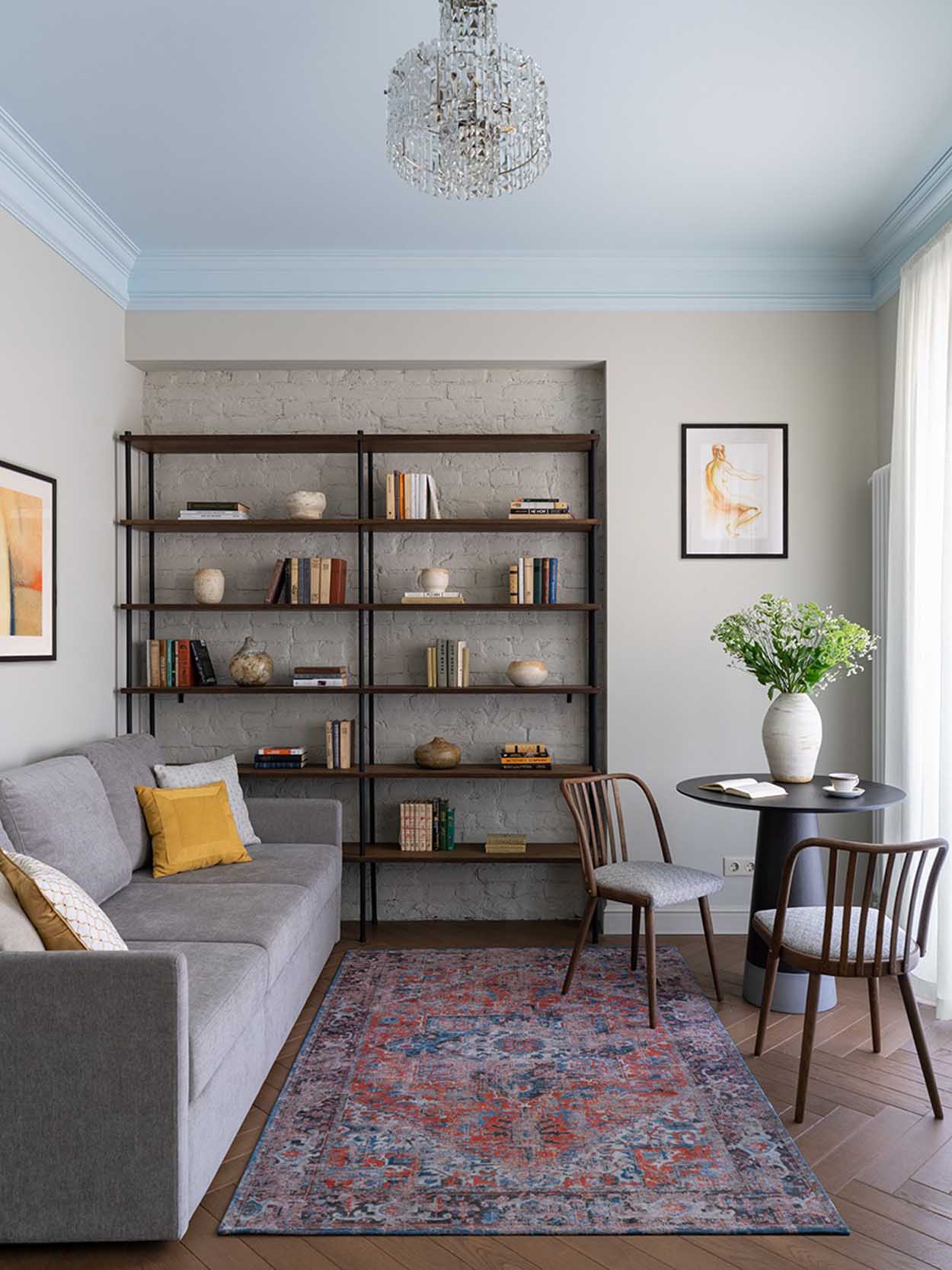 Belső ablak konyha és fürdő között, elegáns retro hangulat Belső ablak konyha és fürdő között, elegáns retro hangulat