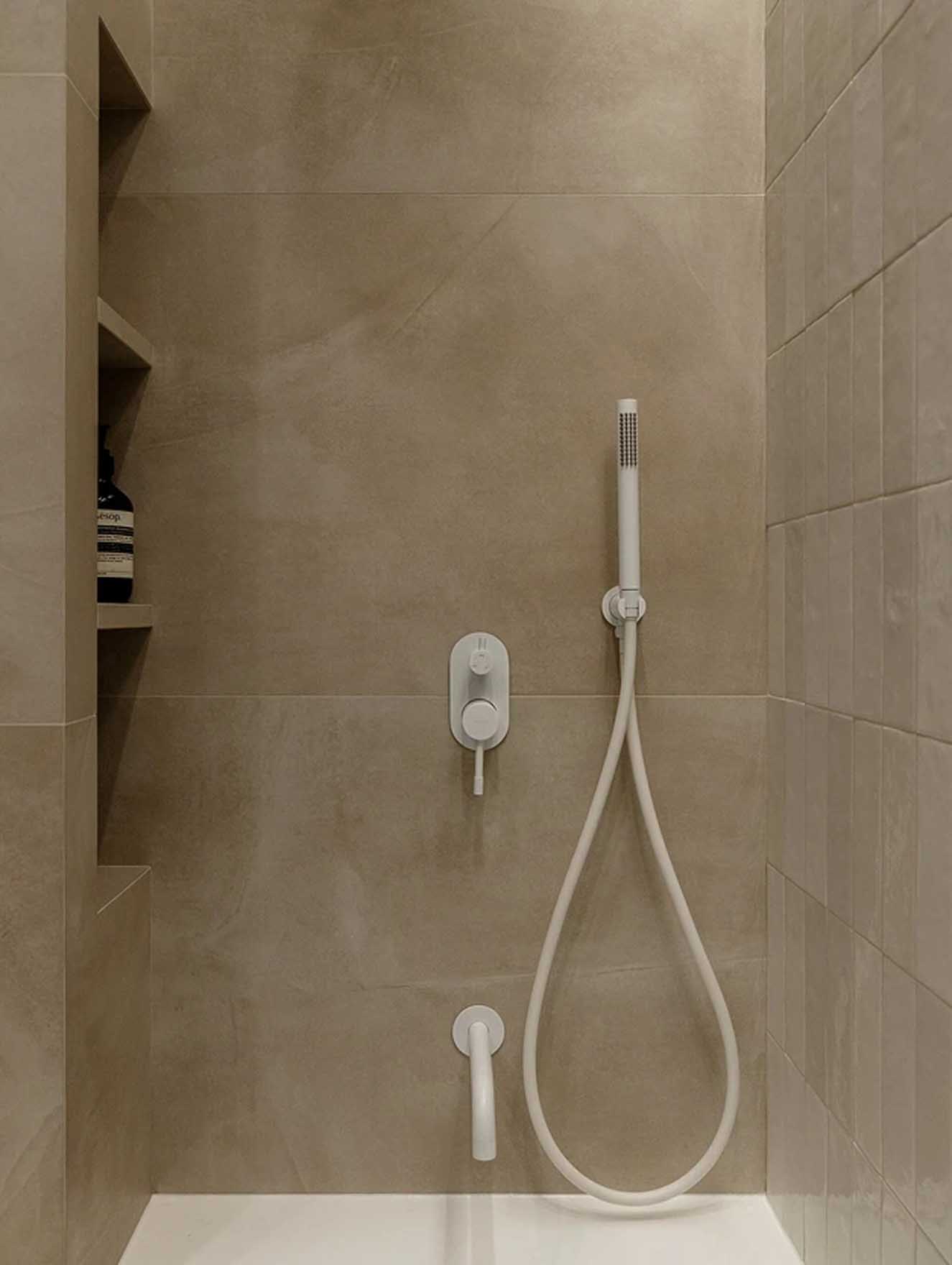 Férfi lakása, hölgyek otthonára jellemző könnyedség és melegség 41 m2-en Férfi lakása, hölgyek otthonára jellemző könnyedség és melegség 41 m2-en