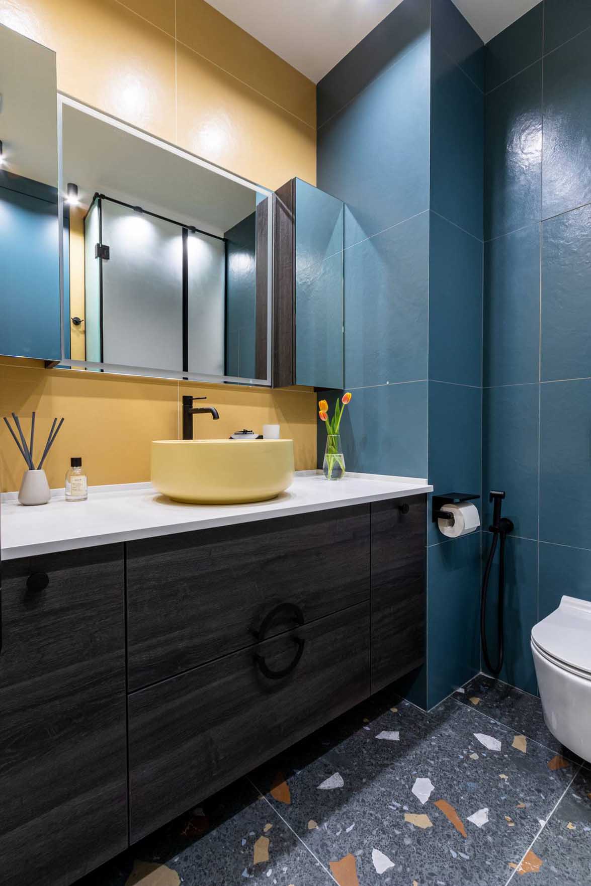 Frissesség 50 m2-en: fiatal nő első otthona zöld tónusokkal és egyedi megoldásokkal Frissesség 50 m2-en: fiatal nő első otthona zöld tónusokkal és egyedi megoldásokkal