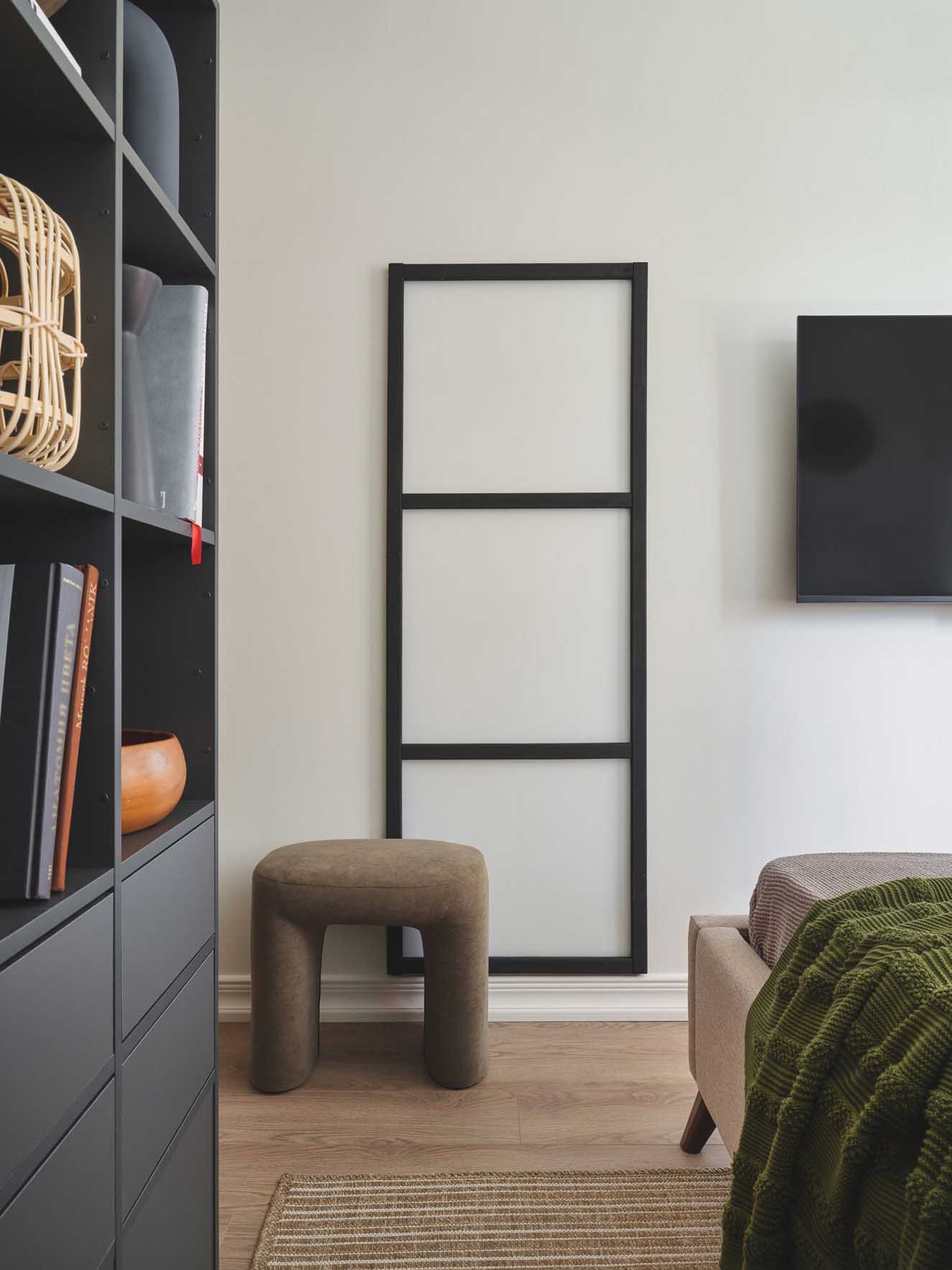 Gyors felújítás és berendezés költséghatékony megoldásokkal, 42 m2-en Gyors felújítás és berendezés költséghatékony megoldásokkal, 42 m2-en