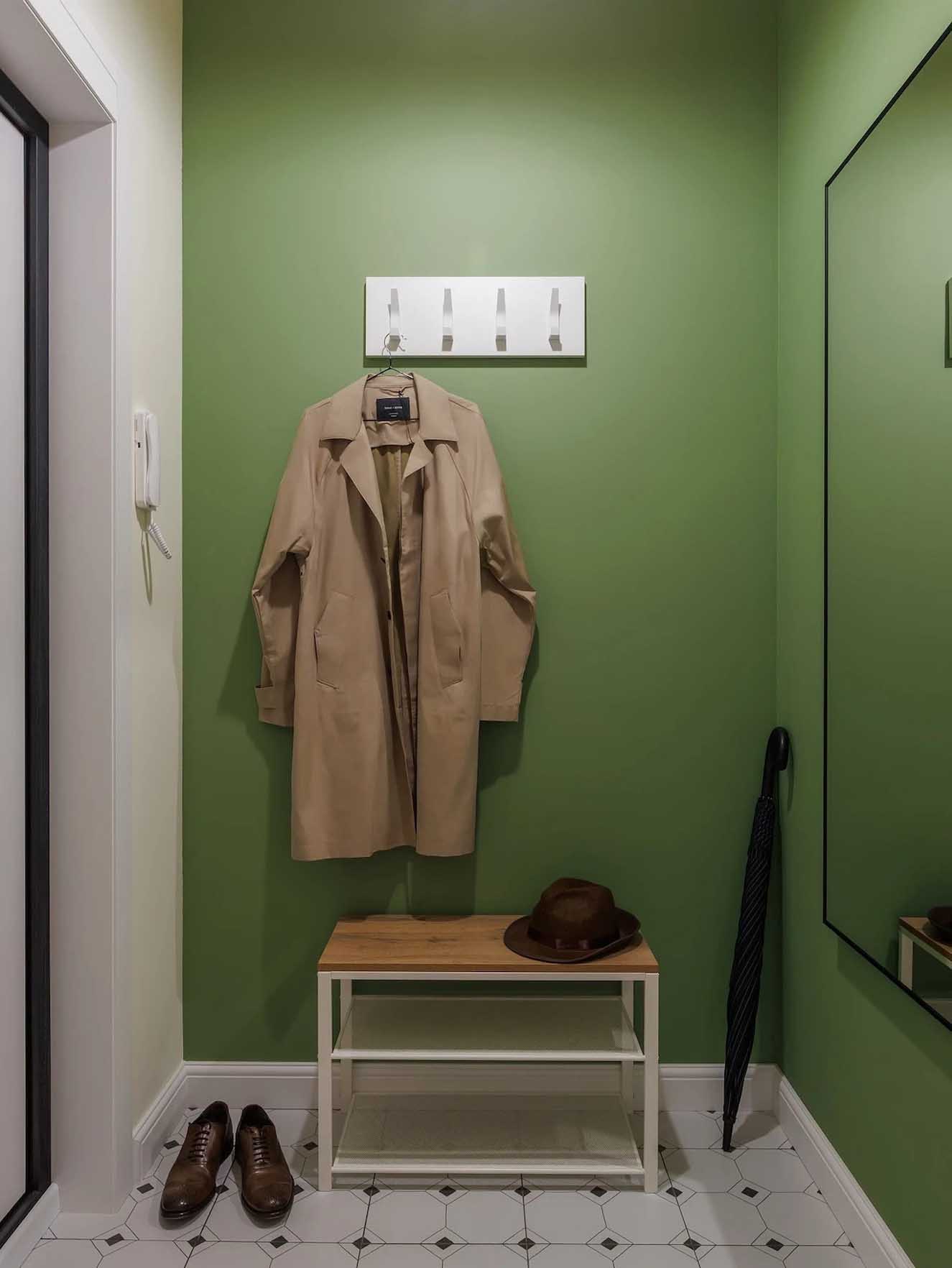 Hálószoba mögé rejtett gardróbhelyiség és tágasság 39 m2-es lakásban Hálószoba mögé rejtett gardróbhelyiség és tágasság 39 m2-es lakásban