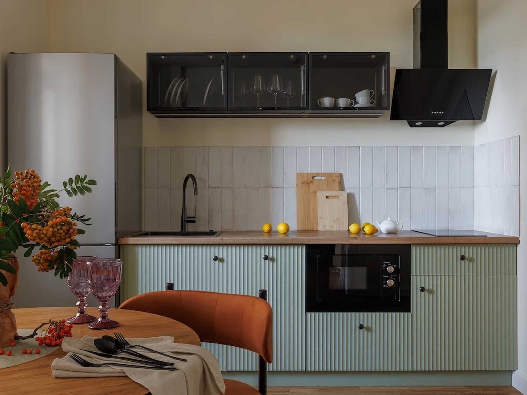 Hálószoba mögé rejtett gardróbhelyiség és tágasság 39 m2-es lakásban Hálószoba mögé rejtett gardróbhelyiség és tágasság 39 m2-es lakásban