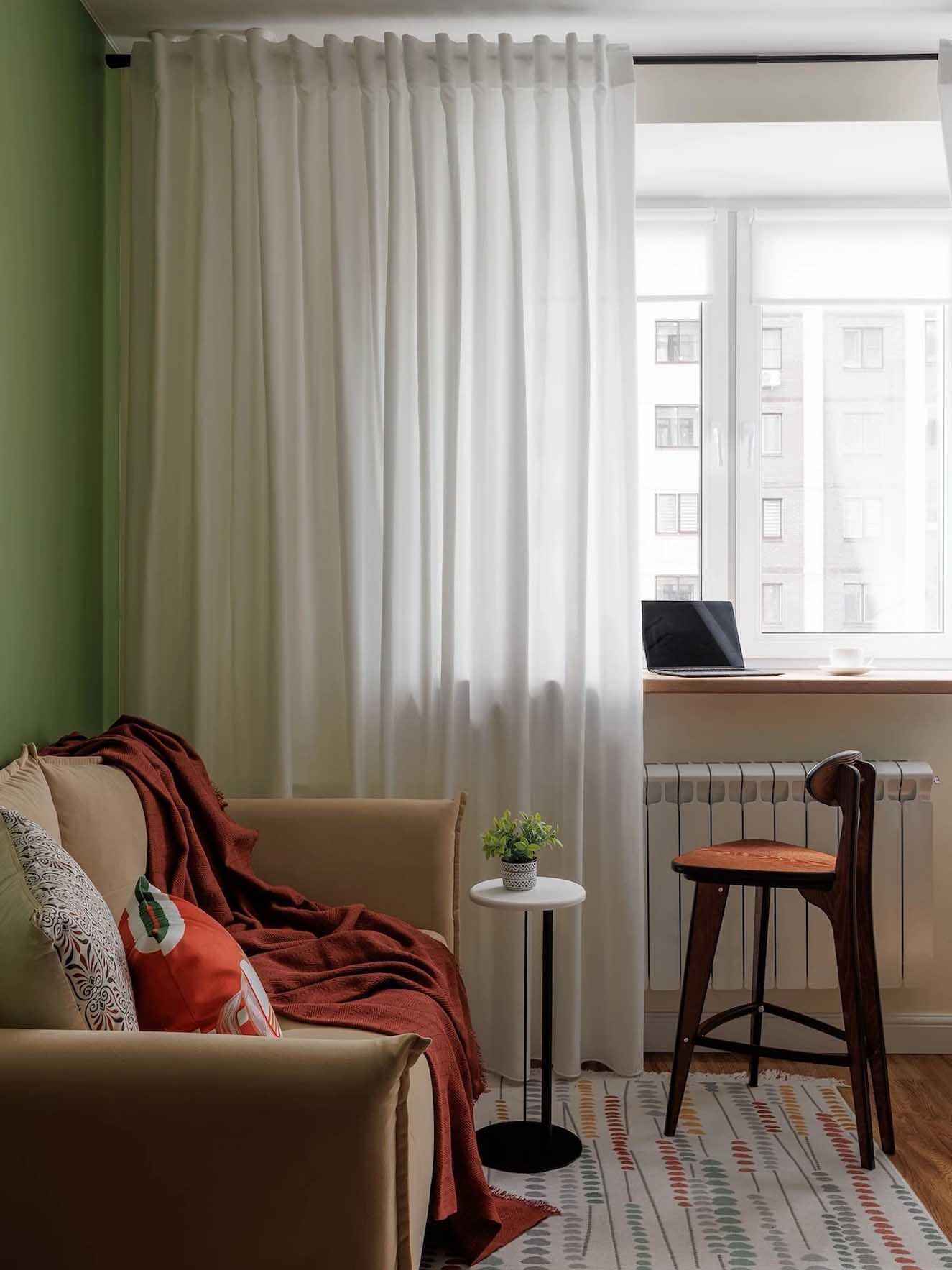 Hálószoba mögé rejtett gardróbhelyiség és tágasság 39 m2-es lakásban Hálószoba mögé rejtett gardróbhelyiség és tágasság 39 m2-es lakásban