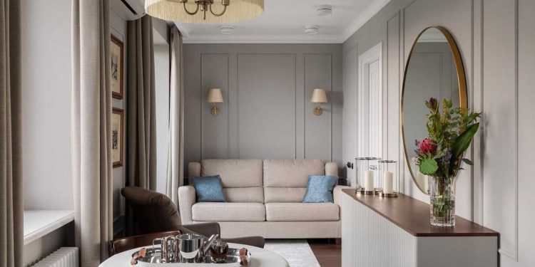 Időtlen elegancia férfi 48 m2-es lakásában: meleg szürke-bézs árnyalatok