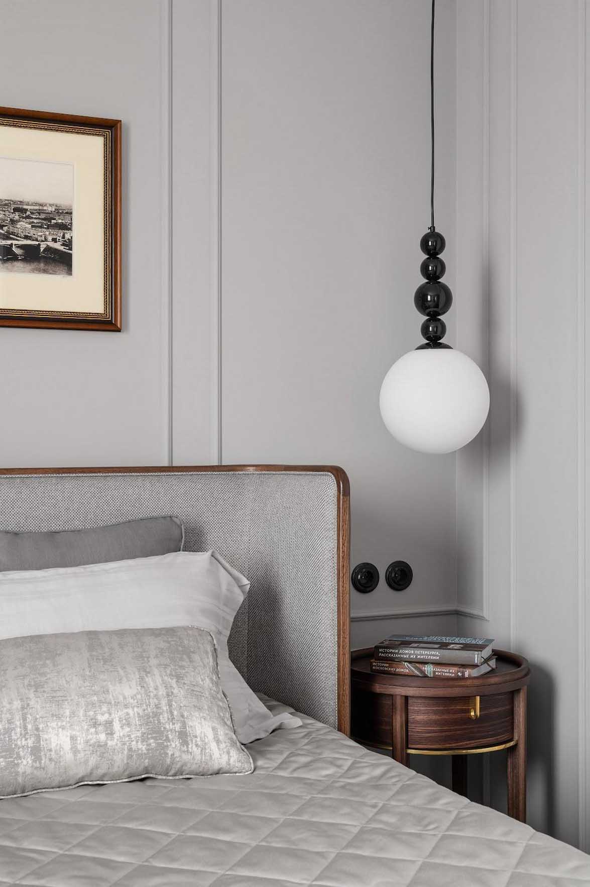 Időtlen elegancia férfi 48 m2-es lakásában: meleg szürke-bézs árnyalatok