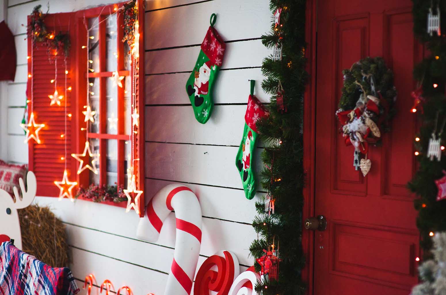 Karácsonyi dekorációs trendek 2025-ben