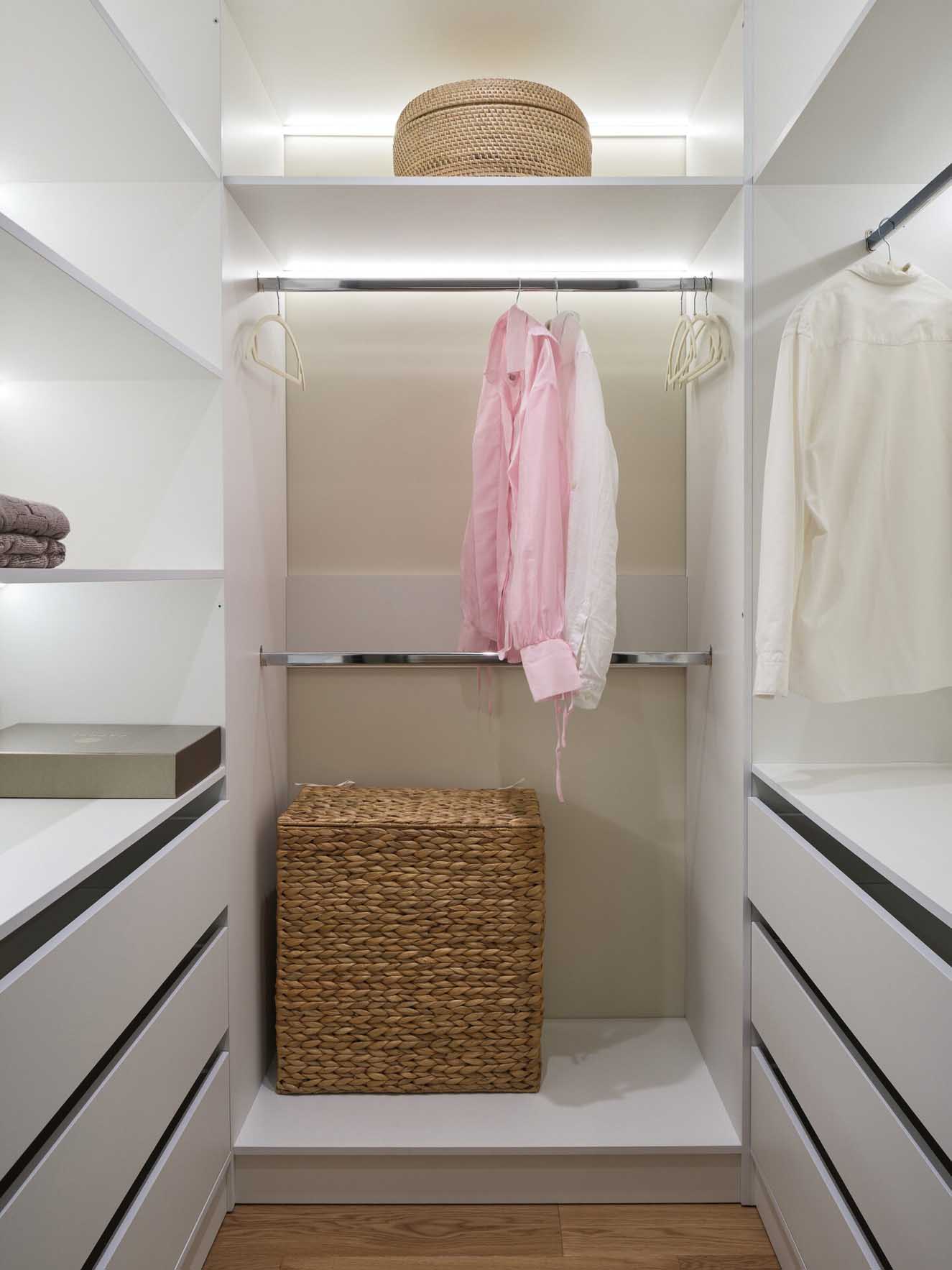 Így lett szuper kényelmes és jól felszerelt a már nagyon elavult, 61 m2-es lakás Így lett szuper kényelmes és jól felszerelt a már nagyon elavult, 61 m2-es lakás